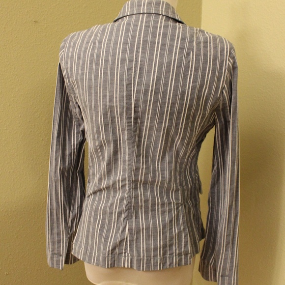 Banana Republic Slim cut One Button Blazer - Picture 3 of 11